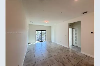 4640 NW 84th Ave #47, Doral, FL 33166 - Photo 7