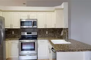 1101 Tupelo Way, Weston, FL 33327 - Photo 7