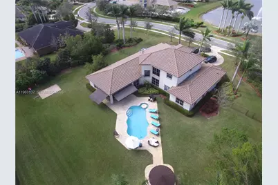 2750 E Jockey Cir E, Davie, FL 33330 - Photo 1