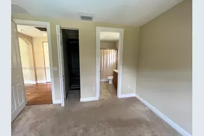 2750 E Jockey Cir E, Davie, FL 33330 - Photo 33