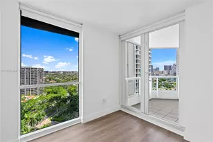 21055 Yacht Club Dr, Aventura, FL 33180 - Photo 27