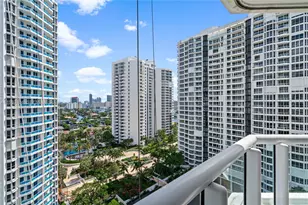 21055 Yacht Club Dr, Aventura, FL 33180 - Photo 35