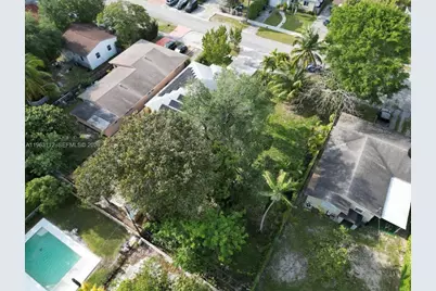 52 NE 117th St, Miami, FL 33161 - Photo 3