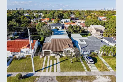 1631 SW 21st St, Miami, FL 33145 - Photo 1