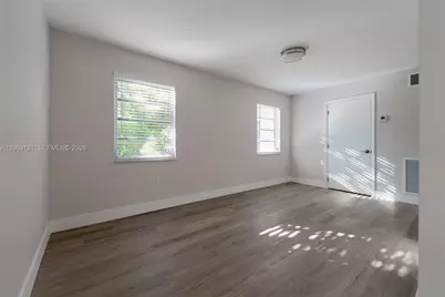 1631 SW 21st St, Miami, FL 33145 - Photo 33