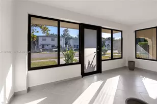 1631 SW 21st St, Miami, FL 33145 - Photo 9