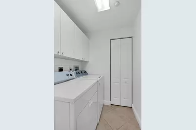 10720 NW 66th St #112, Doral, FL 33178 - Photo 17