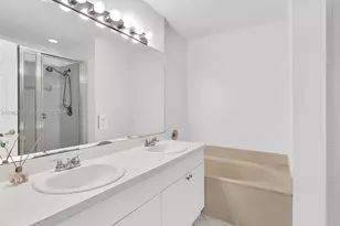 2237 NW 171st Terrace, Pembroke Pines, FL 33028 - Photo 31