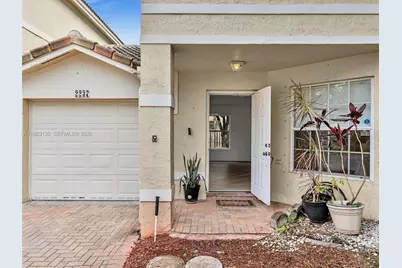 2237 NW 171st Ter, Pembroke Pines, FL 33028 - Photo 1