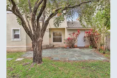 2237 NW 171st Ter, Pembroke Pines, FL 33028 - Photo 21