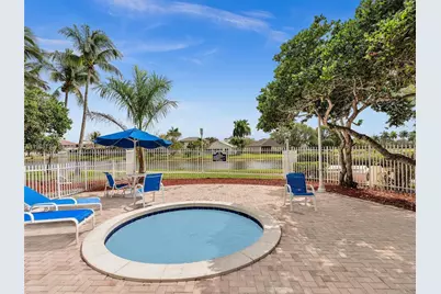 2237 NW 171st Ter, Pembroke Pines, FL 33028 - Photo 57