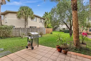 2237 NW 171st Terrace, Pembroke Pines, FL 33028 - Photo 17