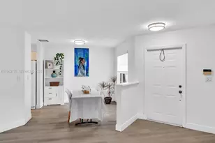 2237 NW 171st Terrace, Pembroke Pines, FL 33028 - Photo 5