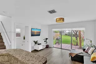 2237 NW 171st Terrace, Pembroke Pines, FL 33028 - Photo 13