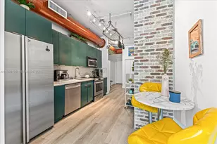 1700 Meridian Ave, Miami Beach, FL 33139 - Photo 11