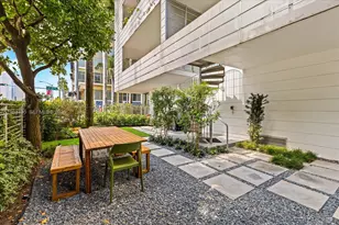 1700 Meridian Ave, Miami Beach, FL 33139 - Photo 3