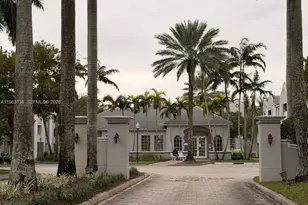 777 SW 111th Way, Pembroke Pines, FL 33025 - Photo 27