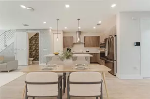 6675 NW 102nd Path, Doral, FL 33178 - Photo 5