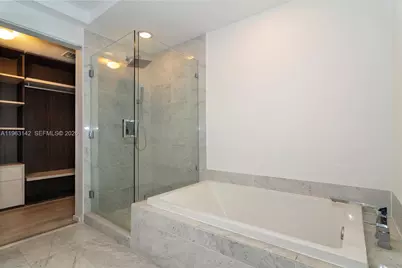 801 S Miami Ave #1409, Miami, FL 33130 - Photo 27