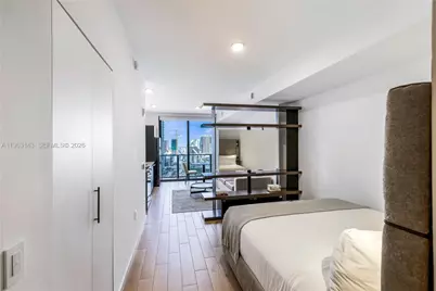 398 NE 5th St #2205, Miami, FL 33132 - Photo 9