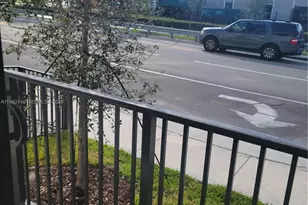 8167 NW 41st St, Doral, FL 33166 - Photo 3