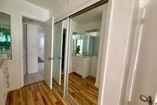 1550 NE 191st St, Miami, FL 33179 - Photo 3