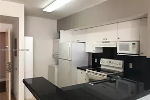 5085 NW 7th St, Miami, FL 33126 - Photo 1