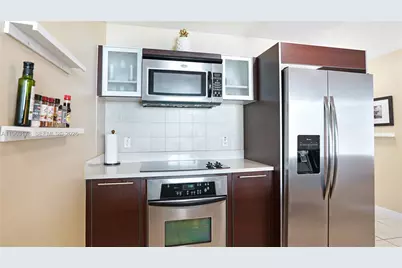 1900 N Bayshore Dr #1708, Miami, FL 33132 - Photo 11