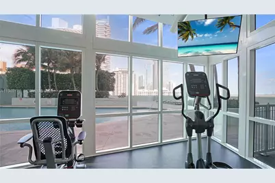 1900 N Bayshore Dr #1708, Miami, FL 33132 - Photo 27