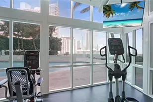 1900 N Bayshore Dr, Miami, FL 33132 - Photo 27