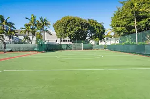 1961 S Oak Haven Cir, Miami, FL 33179 - Photo 65