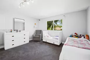 1961 S Oak Haven Cir, Miami, FL 33179 - Photo 37