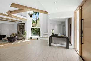 1961 S Oak Haven Cir, Miami, FL 33179 - Photo 3