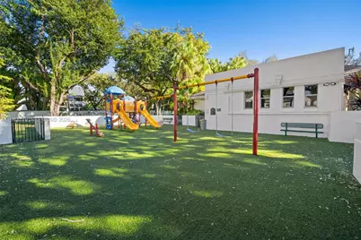 1961 S Oak Haven Cir, Miami, FL 33179 - Photo 77