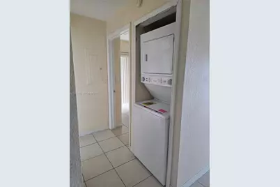 650 Palm Ave #2-B6, Hialeah, FL 33010 - Photo 3