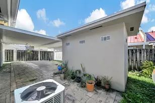 940 NE 13th Ave, Homestead, FL 33033 - Photo 43