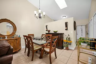 940 NE 13th Ave, Homestead, FL 33033 - Photo 9