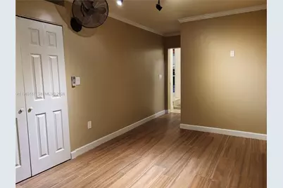 30 NE 56th St #n/a, Oakland Park, FL 33334 - Photo 9