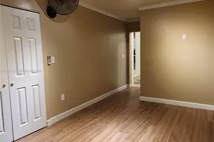 30 NE 56th St, Oakland Park, FL 33334 - Photo 9