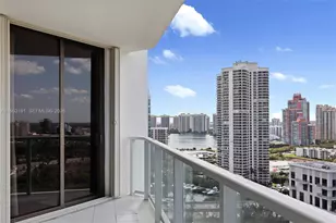 19500 Turnberry Way, Aventura, FL 33180 - Photo 23