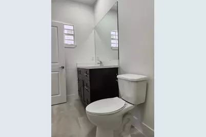 22065 Miami Ave, Miami, FL 33170 - Photo 9