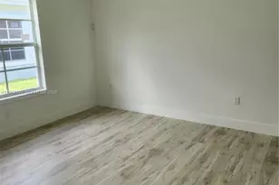 22065 Miami Ave, Miami, FL 33170 - Photo 13