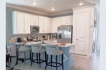 797 SE Bloomfield Rd, Port Saint Lucie, FL 34984 - Photo 5