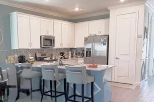 797 SE Bloomfield Rd, Port Saint Lucie, FL 34984 - Photo 5