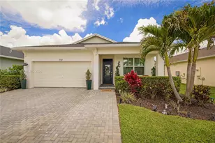 797 SE Bloomfield Rd, Port Saint Lucie, FL 34984 - Photo 1