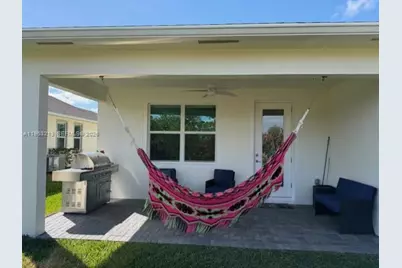 797 SE Bloomfield Rd, Port Saint Lucie, FL 34984 - Photo 17