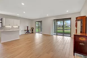 640 SE Villandry Way, Port Saint Lucie, FL 34984 - Photo 5