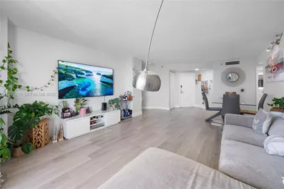 3530 Mystic Pointe Dr #1406, Aventura, FL 33180 - Photo 1