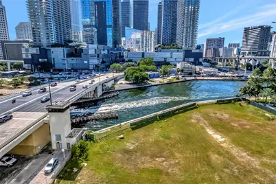 350 S Miami Ave #4103, Miami, FL 33130 - Photo 49