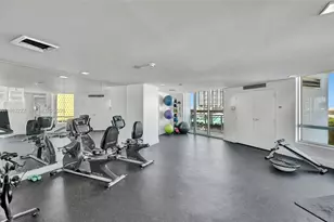 350 S Miami Ave, Miami, FL 33130 - Photo 59